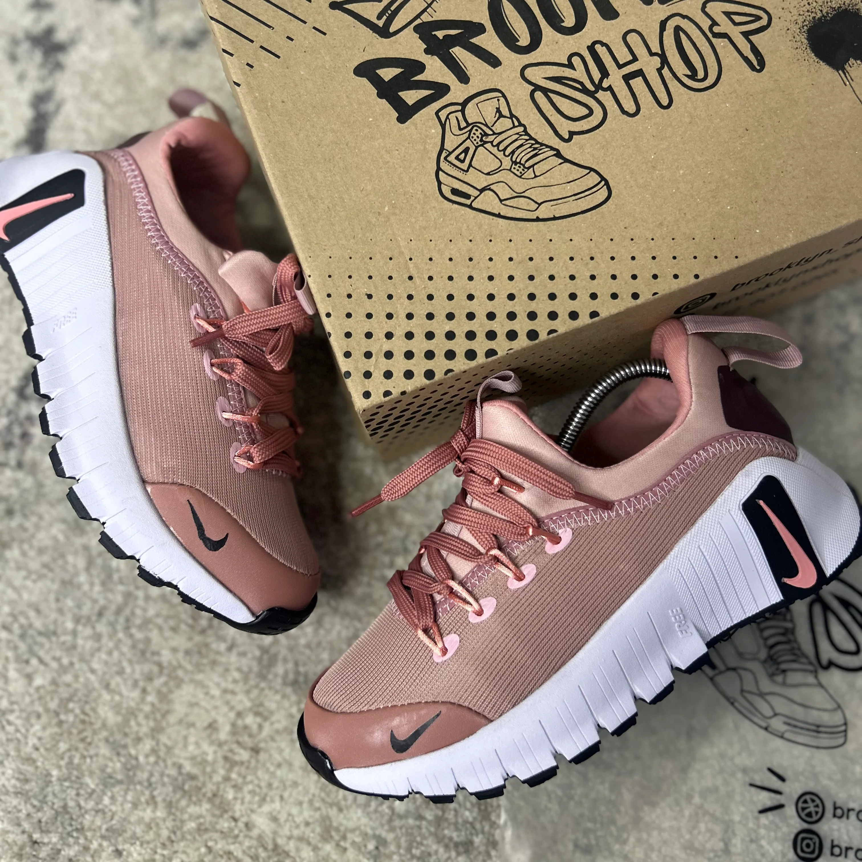 NIKE FREE METCON - 6 - Image 5