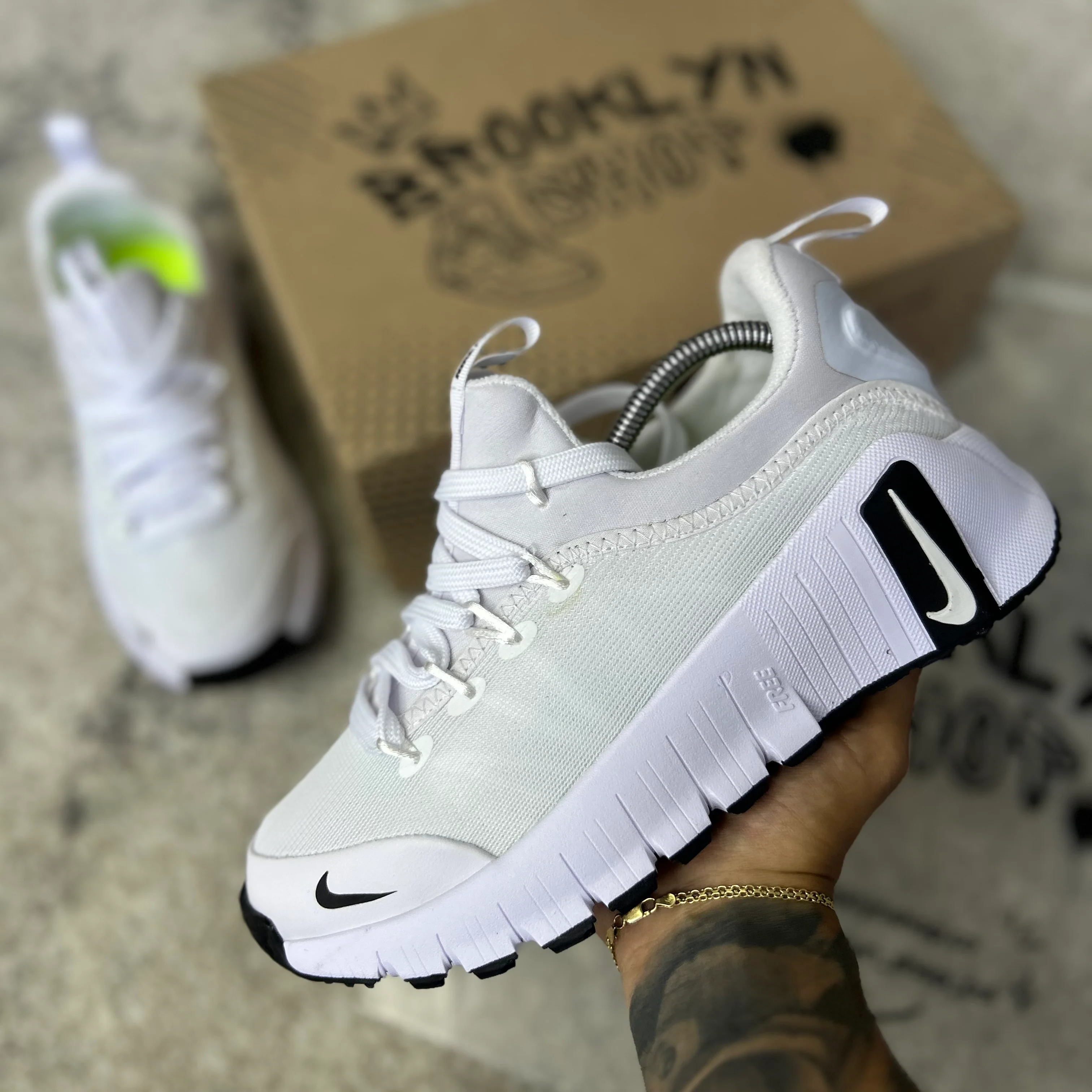 NIKE FREE METCON - 6 - Image 9