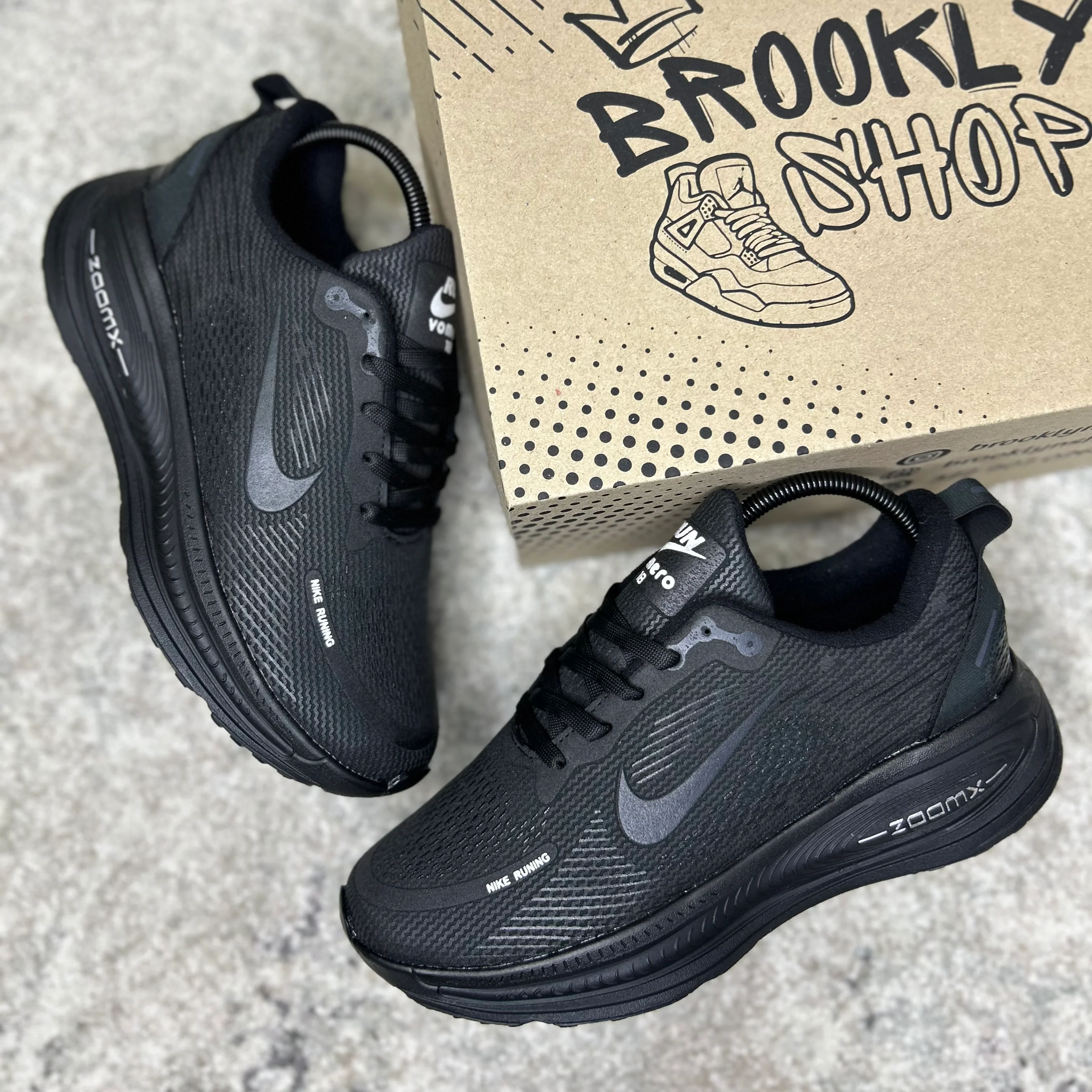 NIKE VOMERO 18 - TODO NEGRO - Image 3