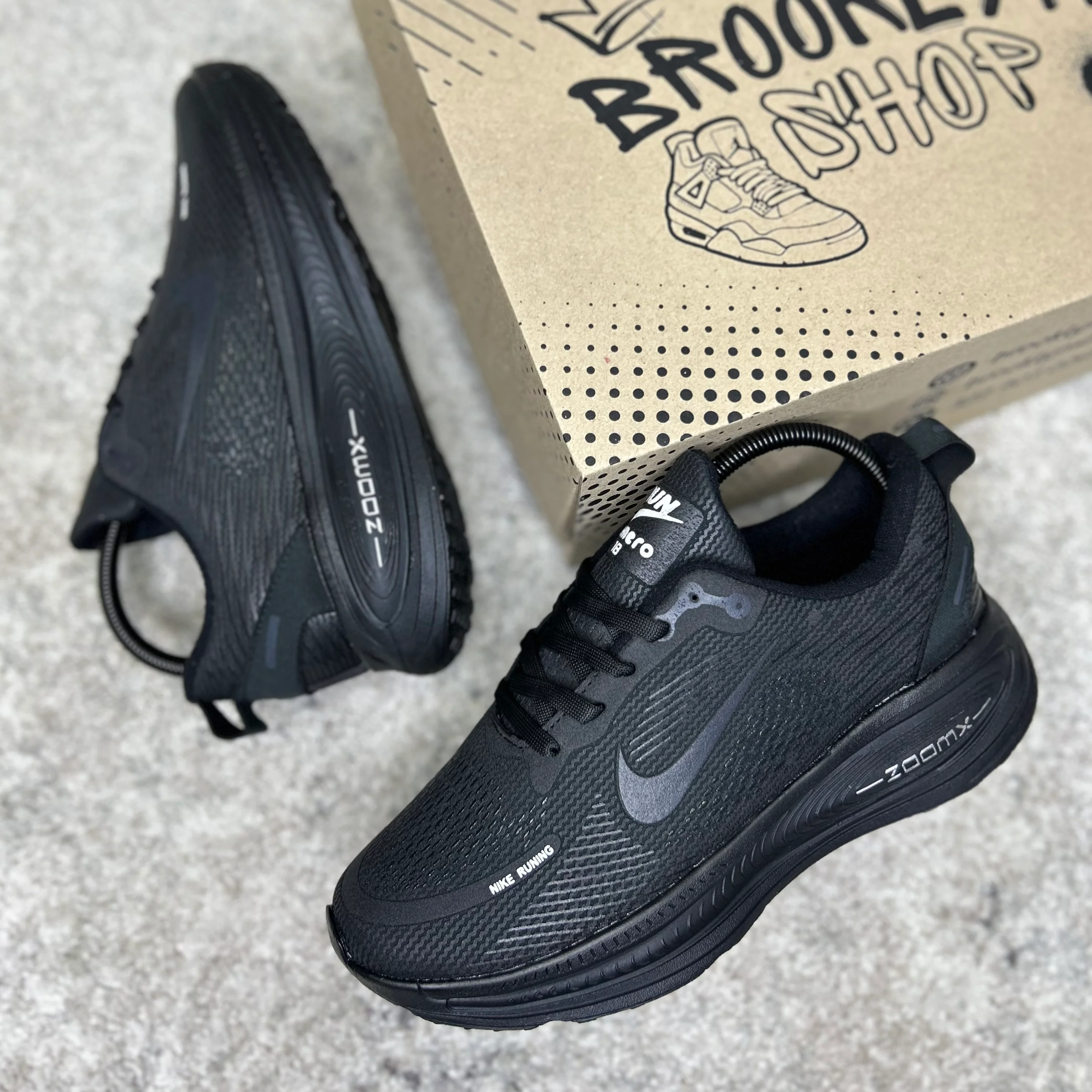 NIKE VOMERO 18 - TODO NEGRO - Image 5